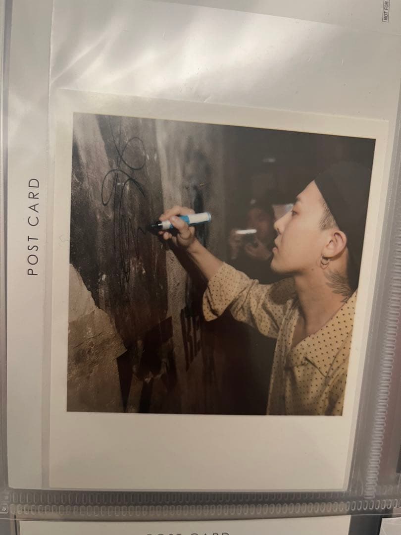 G-DRAGON ポラロイド G-DRAGON 22AW MIHARA YASUHIROスニーカー着用】 | STORY