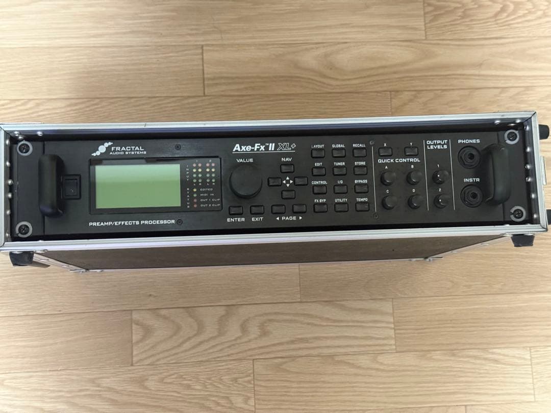 Fractal Audio Systems Axe-Fx II XL＋ Fractal Audio Systems Axe-Fx II XL+