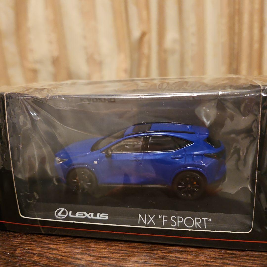 LEXUS NX \"F SPORT\" ミニカー 43分の1