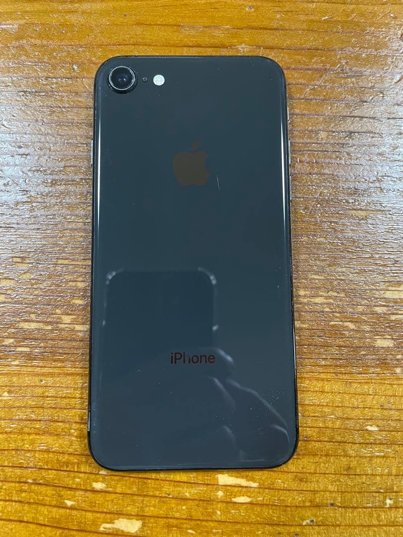 iPhone 8 Space Gray 64GB SIMフリー