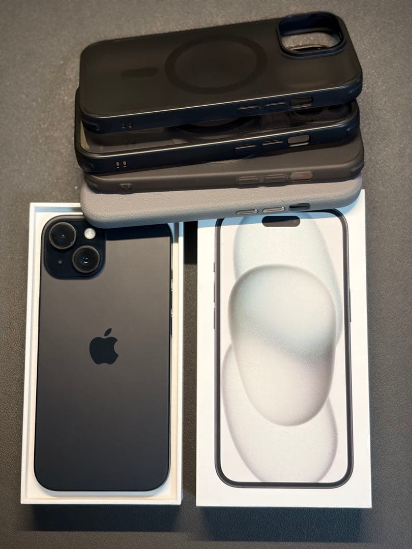 Kasadaiさま　iPhone15 ブラック　128GB Amazon.com: Apple iPhone 15 Pro, 128GB, Black Titanium - Cricket