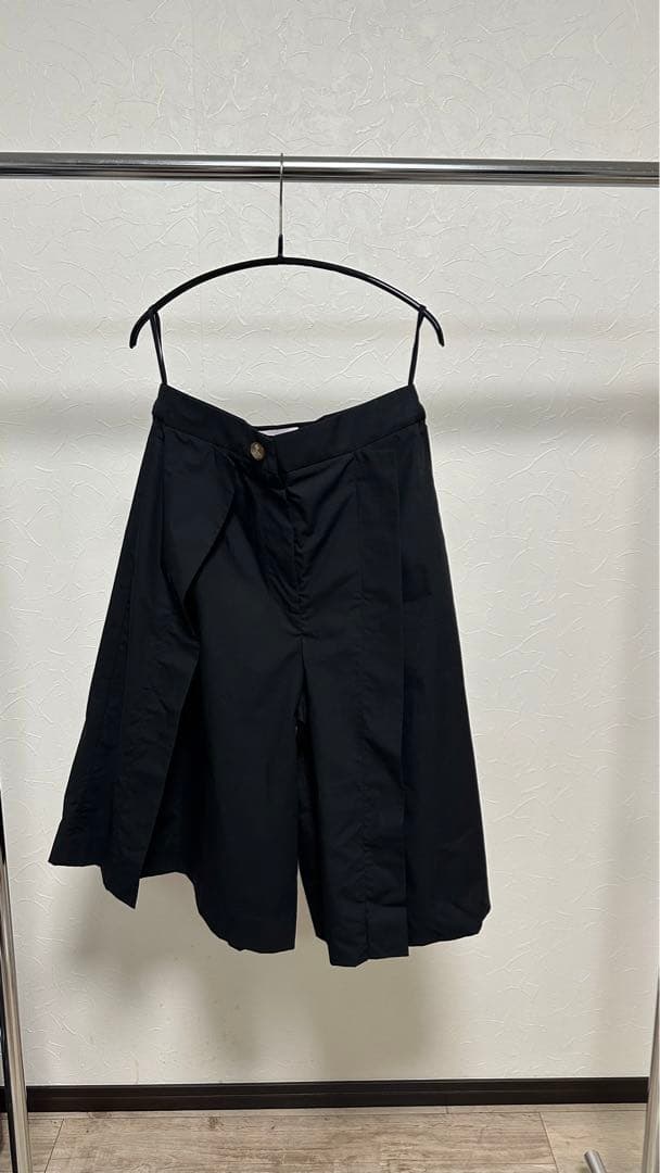 新品未使用タグ付きVivienneRED LABEL ガウチョパンツ サイズ2 UNILADY ガウチョパンツ 5号〜19号 U71651P ネイビー ブラック 春夏