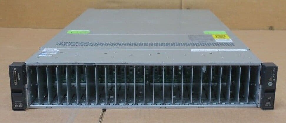 Cisco C240 M3 2U サーバ Cisco Systems, Inc UCUCS-EZ-C240M3S Cisco
